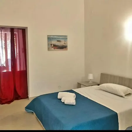 Mondello Beach House בית נופש *