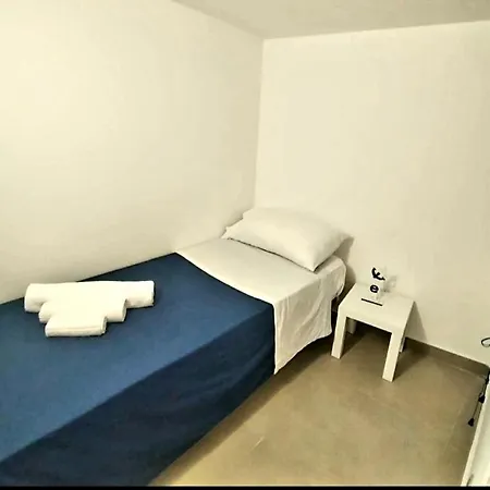בית נופש Mondello Beach House פלרמו