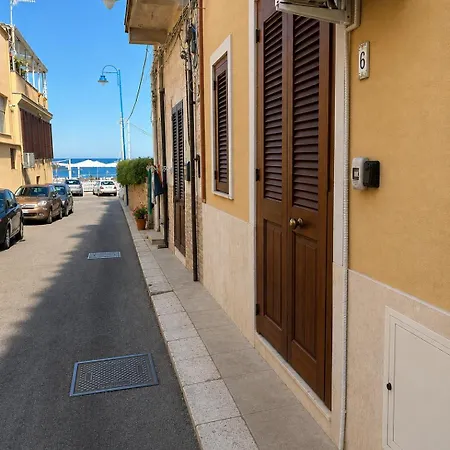 Dom wakacyjny Mondello House *